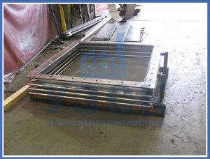 прямоугольные линзовые компенсаторы в Волжском